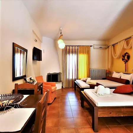 Πανσιόν Amanitis Caesarea 4*