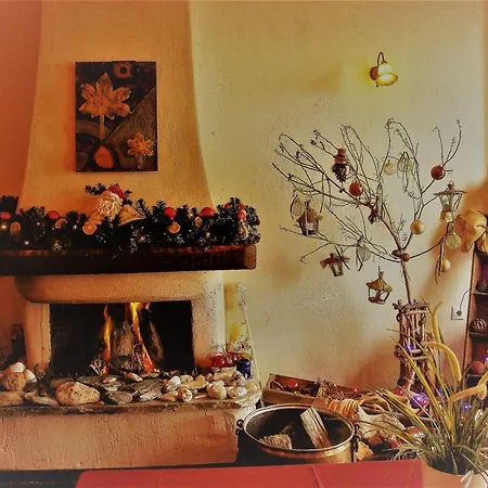 Amanitis Caesarea Πανσιόν 4*